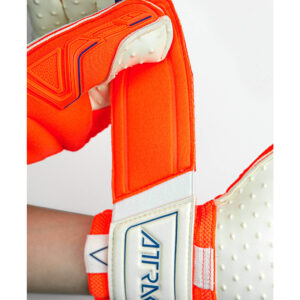 reusch_attrakt_freegel_speedbump_5