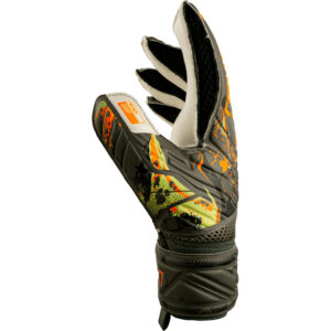 reusch_attrakt_grip_3
