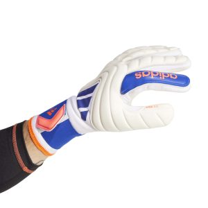 adidas_copa_gl_blue_white_vinger