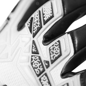 reusch_attrakt_freegel_gold_x_white_silver_backhand
