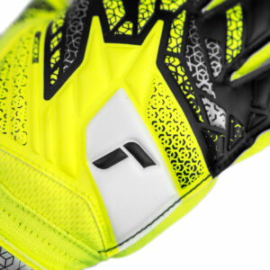 reusch_attrakt_grip_junior_logo