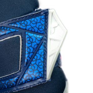 NAME: Attrakt RE:GRIP // PALM: RE:GRIP Latex // CUT: Negative Cut // FEATURES: RE:GRIP Technology, Preshaped Construction, 3D Thumb Crotch, Thumb Wrap, Side Wrap // COLOUR: 4310 blue / pink / white