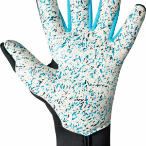 NAME: Attrakt Freegel Fusion Strapless // PALM: Reusch Grip Fusion // CUT: Evolution Negative Cut // FEATURES: Extended Grip Zone, Preshaped Construction, 3D Thumb Crotch, Double Thumb Wrap, Side Wrap, AdaptiveFlex Closure System; Strapless // COLOUR: 7782 black / bachelor button