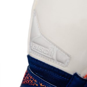 NAME: Attrakt Silver Junior // PALM: Reusch Grip Silver // CUT: Expanse Cut // FEATURES: DuraGuard, Thumbflex // COLOUR: 2500 shocking orange / energize blue