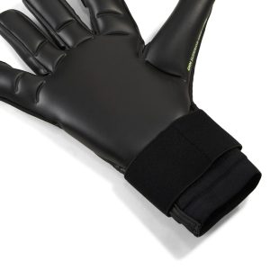 puma_ultra_ultimate_hybrid_black_green_binnenkant