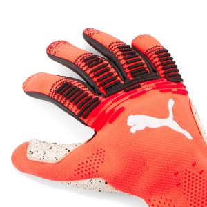 puma_future_ultimate_nc_glowing_red_black_bovenkant