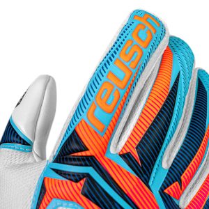 reusch_attrakt_advance_white_light_blue_vingers