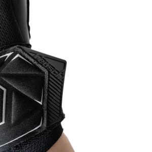 reusch_attrakt_freegel_infinity_finger_support_band