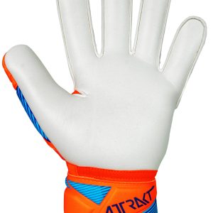 Name: Attrakt Advance | Palm: Reusch Grip Advance | Cut: Expanse Cut  | Wrist Closure: Elastic Cuff ; Full Strap | Backhand: PVC | Features: AirVentSystem, Preshaped Construction, Thumbflex, 3D Thumb Crotch
