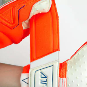reusch_attrakt_freegel_speedbump_band