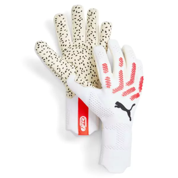 puma_future_ulitmate_nc_white_fire