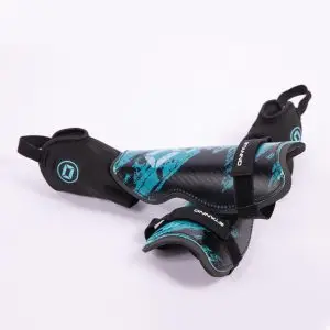 stanno_liga_iv_shin_guards_blue_black_beide