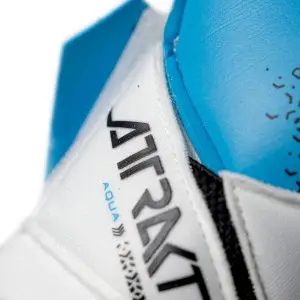 reusch_attrakt_aqua_evolution_white_aqua_blue_band