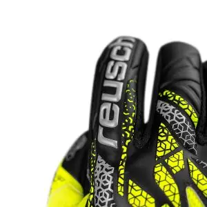 reusch_attrakt_silver_logo