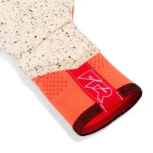 puma_future_ultimate_nc_glowing_red_black_binnenkant